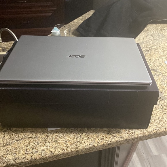 Acer gaming laptop paid 949.99 plus tax - Picture 2 of 2